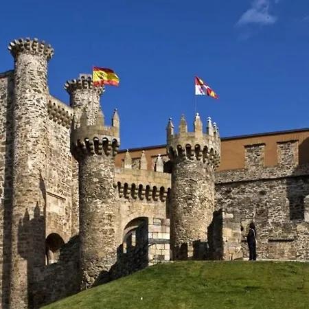 Casa *